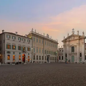 https://ca-uberti-palace-hotel.it-lombardy.com