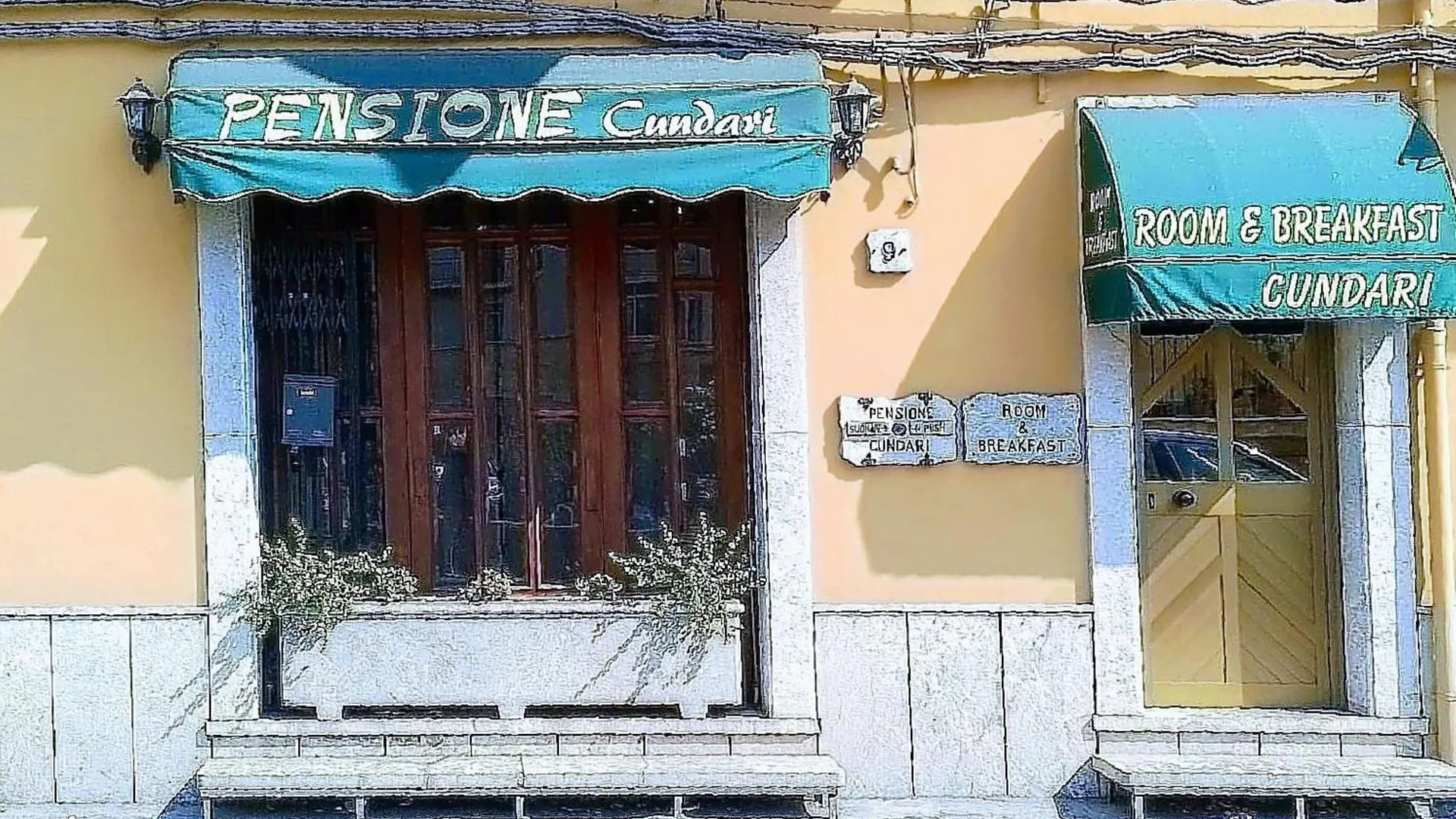 Hotel Pensione Cundari Taormina 0*,  Italia